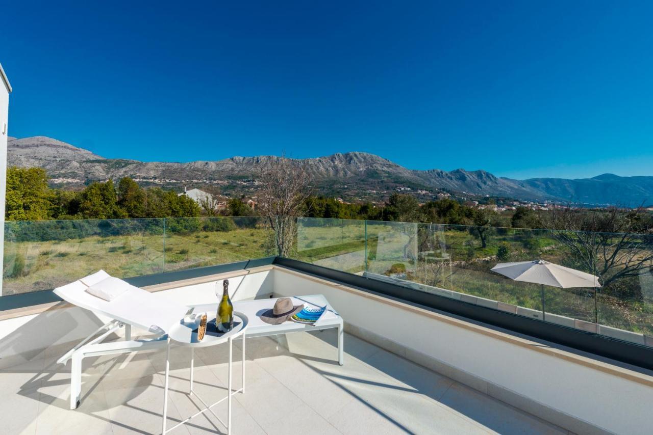 Villa Invigo - Brand New Private Pool Villa Mlini Bagian luar foto